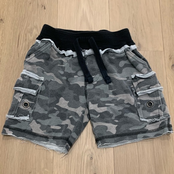 2 Mish Boys Toddler Kids Cargo Shorts Camo Gray 3T - Picture 2 of 16